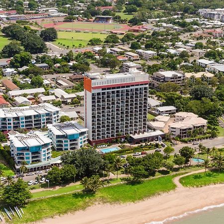 Aquarius On The Beach Townsville Eksteriør billede